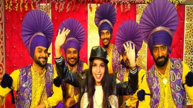 ସୋସିଆଲ୍ ମିଡିଆରେ ଭାଇରାଲ୍ ହେଲା ଢିଙ୍କଚାକ୍ ପୂଜାଙ୍କ ଆଉ ଏକ ଗୀତ ! ୟୁଜର କହିଲେ ଦୟାକରି ଗୀତ ଗାଇବା ଛାଡିଦିଅ,ଦେଖନ୍ତୁ ଭିଡିଓ