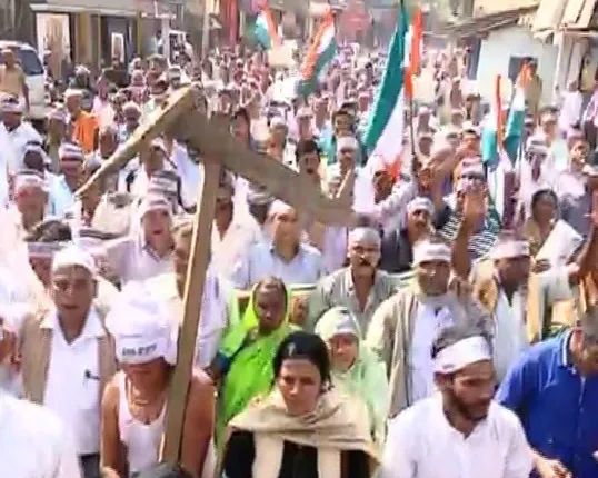 ଆଜି ଓଡିଶା ବନ୍ଦ । ସକାଳ ୬ଟାରୁ ସନ୍ଧ୍ୟା ୬ଟା ପର୍ଯ୍ୟନ୍ତ ବନ୍ଦ୍ ପାଳନ କରୁଛି ନବ ନିର୍ମାଣ କୃଷକ ସଂଗଠନ