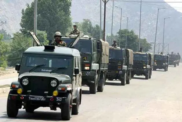 ପୁଲୱାମା ଆତଙ୍କବାଦୀ ଆକ୍ରମଣ ପରେ ବଦଳିଲା ନିୟମ! ଯବାନଙ୍କ ଯାତାୟତ ସମୟରେ ପାଖ ମାଡିଲେ ଶତ୍ରୁ ବୋଲି ଧରିନିଆଯିବ