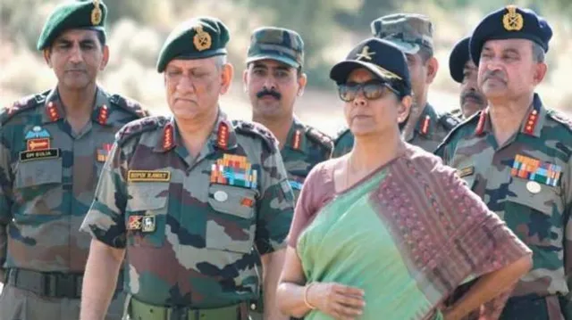 ପୁଲୱାମା ଆକ୍ରମଣ ପରେ କ’ଣ ପାକିସ୍ତାନ ଉପରେ କିଛି ବଡ ପଦକ୍ଷେପ ନେବ ଭାରତ ? ତିନି ସେନାମୁଖ୍ୟଙ୍କ ସହ ଆଜି ବୈଠକ କରିବେ ରକ୍ଷାମନ୍ତ୍ରୀ ।