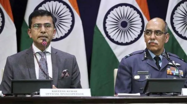 ଖବରଦାର ପାକିସ୍ତାନ ! ଆମ ପାଇଲଟଙ୍କୁ ଯେପରି ଟିକିଏ ବି କ୍ଷତି ନ ପହଞ୍ଚେ, ପାକିସ୍ତାନକୁ କଡା ଚେତାବନୀ ଦେଲା ଭାରତ