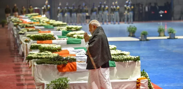 ପୁଲୱାମା ଆତଙ୍କବାଦୀ ଆକ୍ରମଣ ଘଟଣା ଜାଣିବା ପରେ  ମଧ୍ୟ ସନ୍ଧ୍ୟାରେ ଫିଲ୍ମ  ସୁଟିଂରେ ବ୍ୟସ୍ତ ଥିଲେ ପ୍ରଧାନମନ୍ତ୍ରୀ ମୋଦି : କଂଗ୍ରେସ