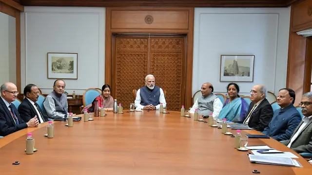 ପ୍ରଧାନମନ୍ତ୍ରୀଙ୍କୁ ସୁରକ୍ଷା ସଂପର୍କିତ ସୂଚନା ଦେଲେ ସେନା ଅଧିକାରୀ: ତିନି ସେନାମୁଖ୍ୟ ଏବଂ ଡୋଭାଲଙ୍କ ସହ ସୀମା ସ୍ଥିତି ନେଇ ଆଲୋଚନା କଲେ ମୋଦି