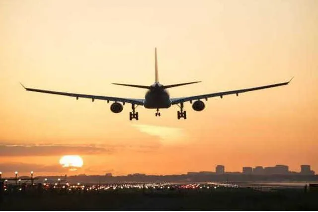 ଭାରତ - ପାକ୍ ଭିତରେ ଚାଲିଥିବା ଗମ୍ଭୀର ସ୍ଥିତିକୁ ଆଖି ଆଗରେ ରଖି ଚୀନ୍ ନେଲା ବଡ ନିଷ୍ପତ୍ତି ! ପାକିସ୍ତାନ ଯାଉଥିବା ସବୁ ବିମାନକୁ କଲା ରଦ୍ଦ । 