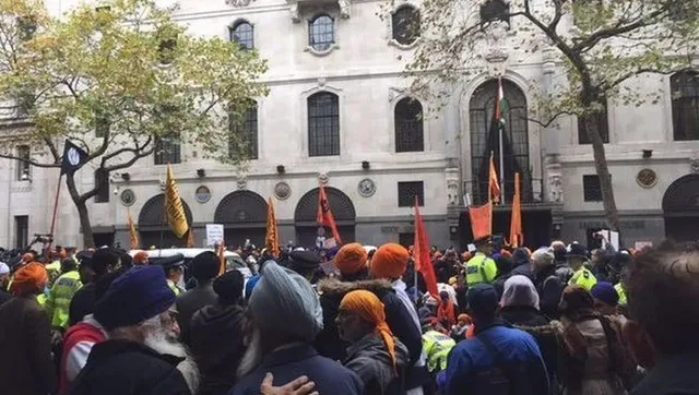 ଲଣ୍ଡନରେ ଖଲିସ୍ତାନ ସମର୍ଥକ କଲେ ଭାରତୀୟଙ୍କ ଉପରେ ଆକ୍ରମଣ, ପାକ୍ ର ହାତ ଥିବା ଅଭିଯୋଗ