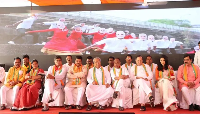 ଯେଉଁ ରାସ୍ତା ଛାଡିଥିଲେ, ସେହି ରାସ୍ତା ଧରିଲେ ବିଜୟ ମହାପାତ୍ର । ଉଠାଇଥିବା ପ୍ରସଙ୍ଗ ସମାଧାନ ହୋଇନି, କିନ୍ତୁ ବଦଳିଗଲା ନେତାଙ୍କ ଆଭିମୁଖ୍ୟ ।