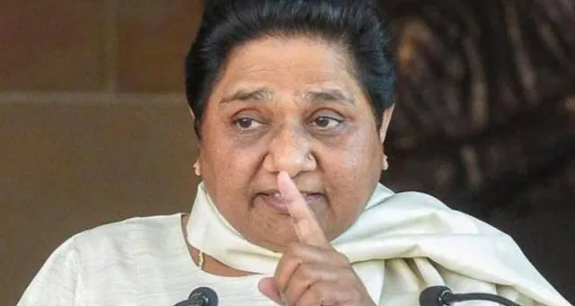 ୭ଟି ସିଟ୍ ଅଫରରେ ରାଗିଗଲେ ମାୟାବତୀ ! କହିଲେ, ବଳପୂର୍ବକ ଭାବେ ମହାମେଂଟର ଭ୍ରମ ସୃଷ୍ଟି କରୁଛି କଂଗ୍ରେସ