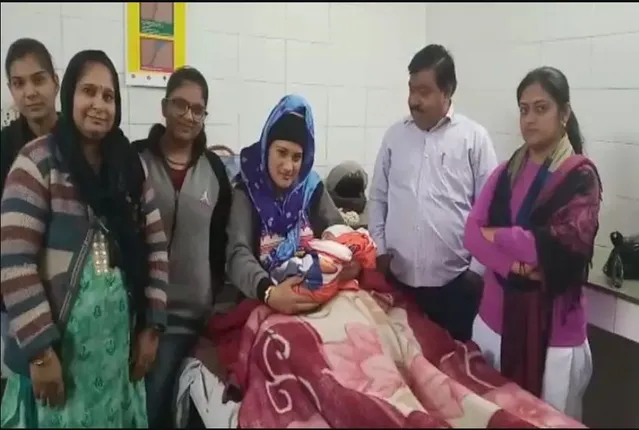 ଜନ୍ମ ନେଲେ ଆଉ ଜଣେ ଅଭିନନ୍ଦନ ! ୱିଙ୍ଗ୍ କମାଣ୍ଡର ଅଭିନନ୍ଦନଙ୍କ ପରାକାଷ୍ଠା ଦେଖି ବାପାମା’ ନବଜାତ ଶିଶୁପୁତ୍ରର ନାଁ ରଖିଲେ ଅଭିନନ୍ଦନ ।