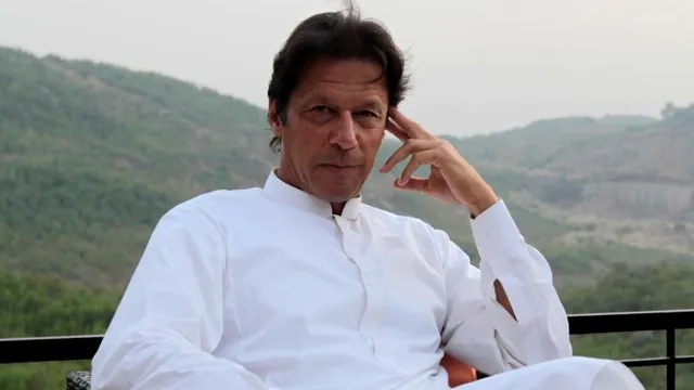 ବିଶ୍ୱକପ ୨୦୧୯: ‘ଯୁଦ୍ଧ’ ପୂର୍ବରୁ ବଢିଲା ଇମ୍ରାନଙ୍କ ଟେନସନ। ସରଫରାଜକୁ ପରାମର୍ଶ ଦେଇ କହିଲେ, କିଭଳି କରିବେ ଭାରତ ଉପରେ ବିଜୟ