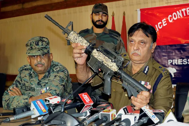 ଆତଙ୍କବାଦୀଙ୍କ ପାଖରେ ଆମେରିକୀୟ ଏମ୍ ୪ ସ୍ନାଇପର୍ ! ପାକିସ୍ତାନ ସେନାକୁ ମିଳିଥିବା ଆମେରିକୀୟ ସ୍ନାଇପର୍ ରାଇଫଲ୍ ଏମ୍ ୪ କୁ ବ୍ୟବହାର କରୁଛନ୍ତି ଜୈସ୍ ଆତଙ୍କବାଦୀ ।