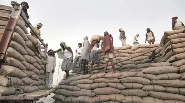 ଦାଦନଙ୍କ ଦାନା ହରିଲୁଟ୍ ! ମାତ୍ର ୬ ମାସରେ ୧୫ କୋଟିର ପିଡିଏସ୍ ଘୋଟାଲା