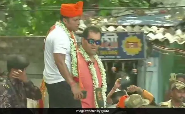 ବିଜେପି ପାଇଁ ନିର୍ବାଚନ ପ୍ରଚାର କରି ଫସିଲେ ଗ୍ରେଟ୍ ଖଲି ! ରେସଲରଙ୍କ ବିରୁଦ୍ଧରେ ନିର୍ବାଚନ କମିସନଙ୍କ ଦ୍ୱାରସ୍ଥ ହେଲା ଟିଏମସି