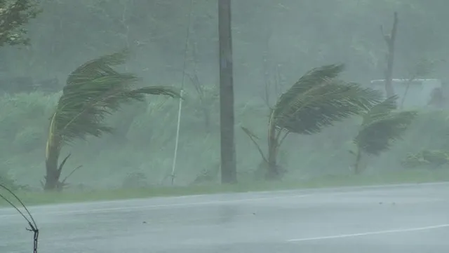 ଦିନରେ ପ୍ରବଳ ତାତି, ସନ୍ଧ୍ୟାରେ କାଳ‌ବୈଶାଖୀ ! ତୁହାକୁ ତୁହା ବର୍ଷା ସାଙ୍ଗକୁ ଘଡ଼ଘଡ଼ି ଓ ବିଜୁଳି ଡର