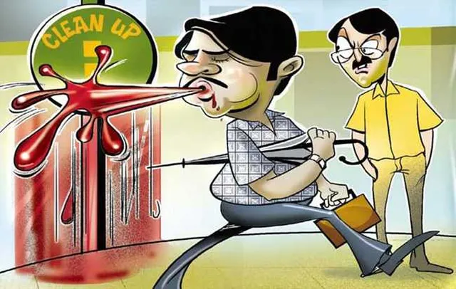 ରାସ୍ତାରେ ପାନଛେପ ପକାଉଥିଲେ ବ୍ୟକ୍ତି ! ସିସିଟିଭିରୁ ଧରାପଡି ଘରକୁ ପଠାଗଲା ଇ-ଚାଲାଣ ।