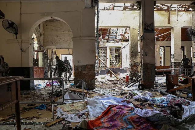 ସାମ୍ନାକୁ ଆସିଲା ଶ୍ରୀଲଙ୍କା ଆତ୍ମଘାତୀ ବିସ୍ଫୋରଣ ସାଙ୍ଘାତିକ ସତ । ୮ ପୁରୁଷ ଓ ଜଣେ ମହିଳା ଆତଙ୍କବାଦୀ ଘଟାଇଥିଲେ ଏଭଳି ନରହନ୍ତା କାଣ୍ଡ ।