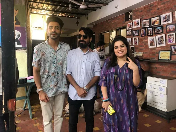 ଆଡ୍-ମ୍ୟାନରୁ ଫିଲ୍ମ ନିର୍ମାତା । ବଲିଉଡ଼ରେ ଭାଗ୍ୟ ପରୀକ୍ଷା କରୁଛନ୍ତି ଓଡ଼ିଆ ଯୁବକ ଦୟାନିଧି, ପ୍ରଥମ କରି ନିର୍ମାଣ କରୁଛନ୍ତି ହିନ୍ଦି ସର୍ଟ ଫିଲ୍ମ ‘ନୱାବ୍’ ।