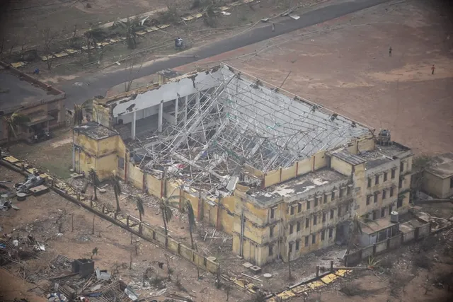 ବାତ୍ୟା ଫୋନି ଯିବା ପରେ... । ଆକାଶମାର୍ଗରୁ ପୁରୀର ହୃଦୟବିଦାରକ ଚିତ୍ର, ଯାହା ଆପଣଙ୍କ ଛାତି ଥରାଇ ଦେବ ।