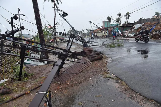 ‘ଫୋନି’ ପାଇଁ ପୁରୀ ସମେତ ଟ୍ୱିନସିଟିରେ ମୋବାଇଲ ସେବା ଠପ୍ । ଯୋଗାଯୋଗ ବିଚ୍ଛିନ୍ନ, ମୋବାଇଲ ସେବା ଯୋଗାଇ ଦେବାକୁ ରାଜ୍ୟ ସରକାରଙ୍କ ତତ୍ପରତା ।