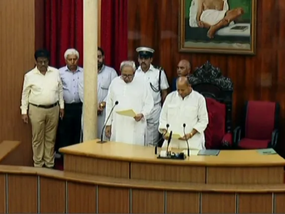 ପଞ୍ଚମ ପାଳିର ପ୍ରଥମ ଅଧିବେଶନ । ବିଧାନସଭାରେ ମୁଖ୍ୟମନ୍ତ୍ରୀଙ୍କ ସମେତ ଶପଥ ନେଉଛନ୍ତି ନବ ନିର୍ବାଚିତ ବିଧାୟକ ।