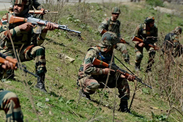 କାଶ୍ମୀର ପୁଲୱାମାରେ ସୁରକ୍ଷାକର୍ମୀ- ଆତଙ୍କବାଦୀଙ୍କ ମଧ୍ୟରେ ଗୁଳିବିନିମୟ ! ଜଣେ ଯବାନ ସହିଦ,୨ ଆତଙ୍କୀ ନିହତ ।