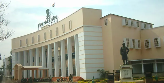 ନବୀନଙ୍କ ନୂଆ ଟିମରେ ବାଦ୍ ପଡିଲେ ୮ ପୁରୁଣା ମନ୍ତ୍ରୀ। ଜାଣନ୍ତୁ କିଏ ଆଉ କାହିଁକି ହେଲେ ମନ୍ତ୍ରୀପଦରୁ ବଞ୍ଚିତ