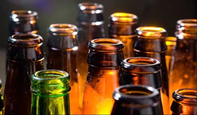 ବିଷାକ୍ତ ମଦ ପିଇ ୧୨ ଜଣଙ୍କ ମୃତ୍ୟୁ, ୨୦ରୁ ଅଧିକ ଗୁରୁତର । ଗୋଟିଏ ପରିବାରର ଚାଲିଗଲା ୪ ଜୀବନ ।