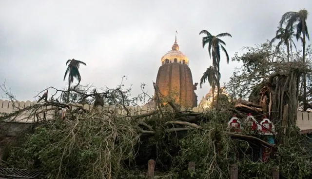 ପୁରୀ ସହରର ଅନେକ ସ୍ଥାନରୁ ଦିଶୁଛି ଶ୍ରୀମନ୍ଦିର ! ଗୁମୁଟଠାରୁ ନୀଳଚକ୍ର ପର୍ଯ୍ୟନ୍ତ ବହୁଦୂରରୁ ହେଉଛି ଦୃଶ୍ୟମାନ