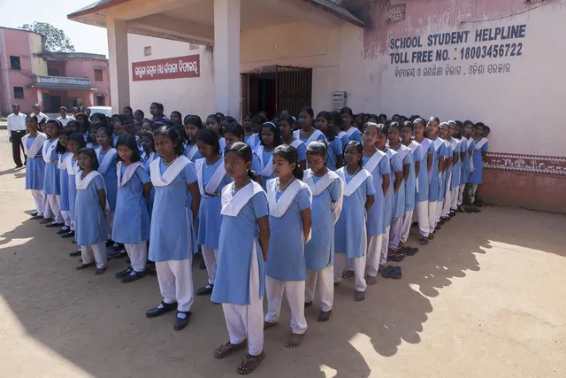 ଆଗକୁ ବର୍ଷାଦିନ, ପ୍ରାର୍ଥନା ସମୟରେ ବିଭିନ୍ନ ରୋଗ ସମୟରେ ଛାତ୍ରଛାତ୍ରୀଙ୍କୁ ସଚେତନ କରାଇବେ ଶିକ୍ଷକ