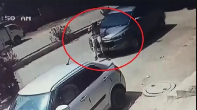 ବିଜେପି ନେତାଙ୍କ ଦବଙ୍ଗଗିରି ! କାରର ବୋନଟ୍ ରେ କନେଷ୍ଟବଳଙ୍କୁ ୨୦୦ ମିଟର ଘୋଷାଡିଲେ ନେତା , ଗାଡି ଚାଳକଙ୍କୁ ଗିରଫ କଲା ପୋଲିସ୍