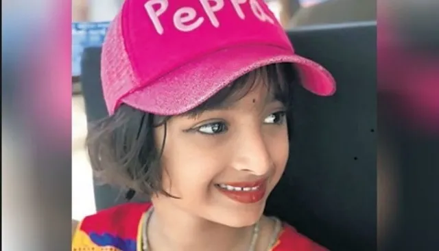 ହୃଦୟ ଜିଣିଛନ୍ତି ୭ ବର୍ଷିୟା ହୃଦୟା । ବାସ୍ ଗୋଟିଏ ପଦ କଥାରେ ୫୦ ଜଣଙ୍କର ଧୂମପାନ ଅଭ୍ୟାସ ଛଡାଇଲେଣି ।