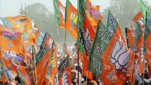 ବିଜେଡି ଷ୍ଟାଇଲରେ ବିଜେପିର ସଂଗଠନ । ଯୁବବାହୀନି ଭଳି ବିଜେପି ଆରମ୍ଭ କରିଛି ୟୁଥ୍ ଫର୍ ଆକ୍ସନ ସଂଗଠନ