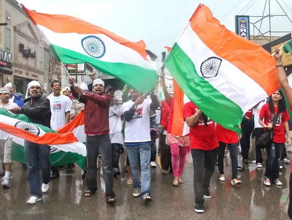 ସାତ ବର୍ଷରେ ଆମେରିକାରେ ବଢିଛି ଭାରତୀୟଙ୍କ ସଂଖ୍ୟା : ବେଆଇନ ଭାବେ ରହୁଥିବା ଭାରତୀୟଙ୍କ ସଂଖ୍ୟାରେ ୭୮% ବୃଦ୍ଧି