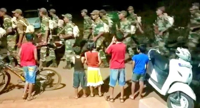 ଛୋଟ ପିଲାଙ୍କ ମୁହଁରେ ଗୁଞ୍ଜରିଲା “ହାଓ ଇଜ୍ ଦ ଜୋସ୍ ?” ର ନାରା ! ନିଜକୁ ରୋକି ନପାରି ଯବାନ ମଧ୍ୟ କହିଲେ “ହାଇ ସାର୍” । ଦେଖନ୍ତୁ ଭିଡିଓ