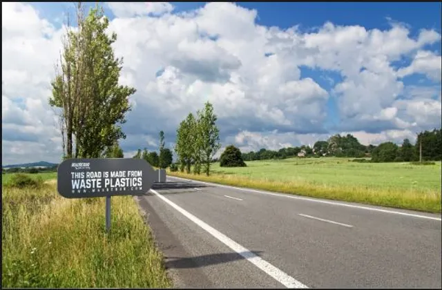 ସିମେଣ୍ଟ ନୁହେଁ ପ୍ଲାଷ୍ଟିକରେ ତିଆରି ହେବ ରାସ୍ତା । ମହାରାଷ୍ଟ୍ର ସରକାରଙ୍କ ନୂଆ ଯୋଜନା ।