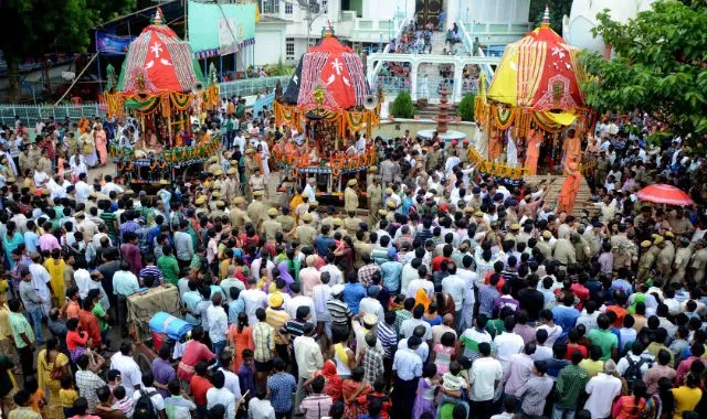 ରାଜଧାନୀରେ ଘୋଷଯାତ୍ରା ପାଇଁ ପ୍ରସ୍ତୁତି ! ଦୁଇ ଦିନ ପରେ ଆରମ୍ଭ ହେବ ଘୋଷଯାତ୍ରା , ୧୫ ପ୍ଲାଟୁନ୍ ପୋଲିସ୍ ଦେବେ କଡା ସୁରକ୍ଷା ।