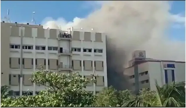 ମୁମ୍ବାଇର ବାନ୍ଦ୍ରା ସ୍ଥିତ ଏମଟିଏନଏଲ୍ ବିଲଡିଙ୍ଗରେ ଲାଗିଲା ନିଆଁ ! ଫସିରହିଛନ୍ତି ୧୦୦ ରୁ ଅଧିକ ଲୋକ ।