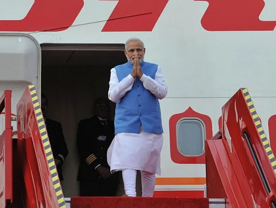 ଭାରତ ଫେରିଲେ ପ୍ରଧାନମନ୍ତ୍ରୀ ନରେନ୍ଦ୍ର ମୋଦି ! ‘ହାଓଡି ମୋଦି’ କାର୍ଯ୍ୟକ୍ରମ ସହ ବହୁରାଷ୍ଟ୍ରର ନେତାଙ୍କ ସହ ଦ୍ୱିପାକ୍ଷିକ ଆଲୋଚନା କରି ସ୍ୱଦେଶ ଫେରିଛନ୍ତି ମୋଦି