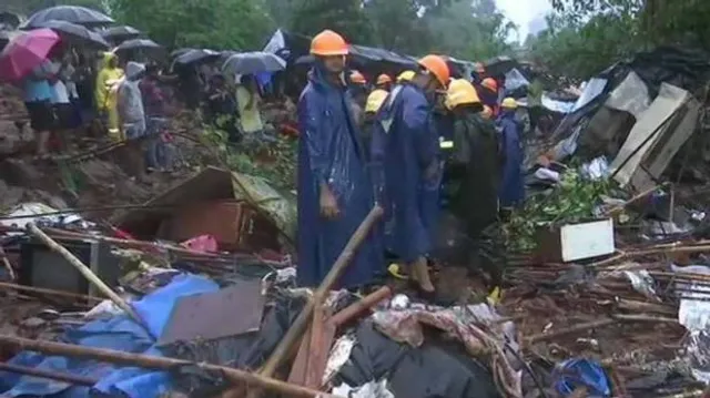 ମୁମ୍ବାଇ ଏବଂ ପୁଣେରେ ଲଗାଣ ବର୍ଷା ! କାନ୍ଥ ପଡିବା କାରଣରୁ ଗୋଟିଏ ରାତିରେ ୨୧ ଜଣଙ୍କ ମୃତ୍ୟୁ ।