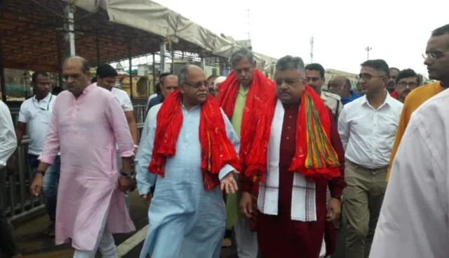 ସୁପ୍ରିମକୋର୍ଟରେ ପୁରୀ ଶ୍ରୀମନ୍ଦିର ସଂସ୍କାର ମାମଲା । ରିପୋର୍ଟ ଦାଖଲ ପାଇଁ ୨ ସପ୍ତାହ ସମୟ ମାଗିଲେ ଆମିକସ କ୍ୟୁରି, ଅକ୍ଟୋବର ୩ରେ ପରବର୍ତି ଶୁଣାଣୀ