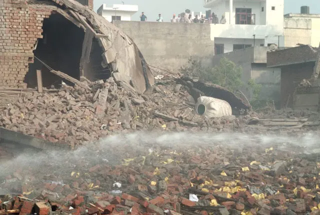 ପଞ୍ଜାବରେ ଭୟଙ୍କର ବାଣ ବିସ୍ଫୋରଣ: ଚାଲିଗଲା ୧୫ ଜୀବନ