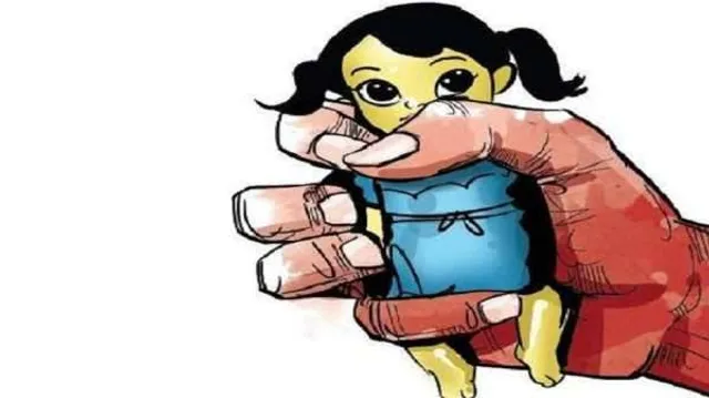 ଲଜ୍ଜା , ଲଜ୍ଜା ,ଲଜ୍ଜା ! ଦ୍ୱିତୀୟ ଶ୍ରେଣୀରେ ପଢୁଥିବା ଛାତ୍ରୀକୁ ଅଫିସକୁ ଡାକି ଦୁଷ୍କର୍ମ କଲେ ସ୍କୁଲ୍ ସଞ୍ଚାଳକ ।