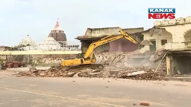 ବିରତି ପରେ ପୁଣି ଉଚ୍ଛେଦ: ପୁରୀରେ ଆରମ୍ଭ ହେଲା ଉଚ୍ଛେଦ ପ୍ରକ୍ରିୟା, ପ୍ରଶାସନ ପକ୍ଷରୁ ଉଚ୍ଛେଦ ସ୍ଥଳରେ କଡ଼ା ସୁରକ୍ଷା ।