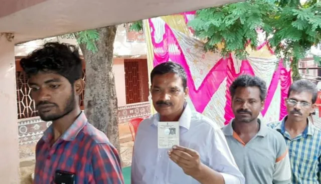 କିଏ ଜିତିବ ବିଜେପୁର ବାଜି ? ୯ସୁଦ୍ଧା ୧୧ ପ୍ରତିଶତ ଭୋଟିଂ, ବିଧାୟକ ବାଛୁଛନ୍ତି ଭୋଟର