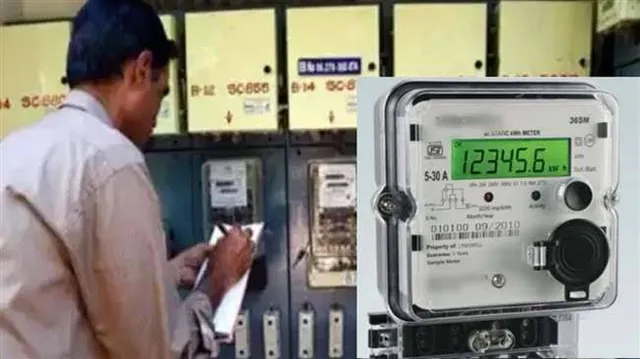 ଏକ ରୁ ତିନିବର୍ଷ ମଧ୍ୟରେ ପ୍ରତିଘରେ ଲାଗିବ ପ୍ରିପେଡ୍ ବିଜୁଳୀ ମିଟର ! ମାତ୍ର ୨୦ ଟଙ୍କା ଦେଇ ଗରିବ ଶ୍ରେଣୀର ଗ୍ରାହକ କରିପାରିବେ ରିଚାର୍ଜ । 