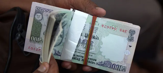 ଭତ୍ତା ବଂଟନରେ ଅନିୟମିତତା ଅଭିଯୋଗ : ପୁରୁଷ ପାଉଛନ୍ତି ବିଧବା ଭତ୍ତା