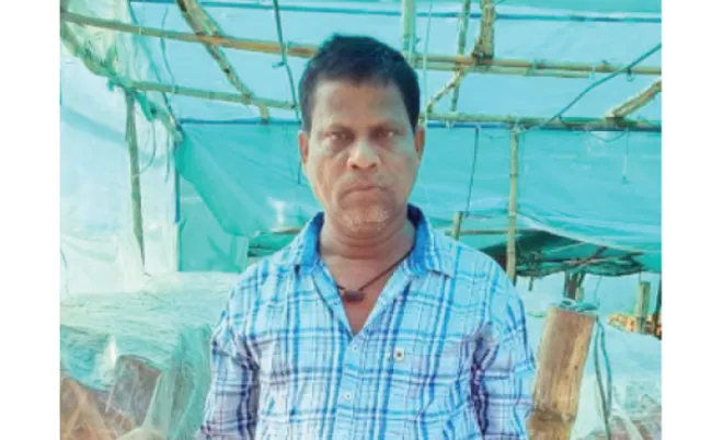 ଦୃଢ ଇଚ୍ଛାଶକ୍ତି ଆଗରେ ହାର ମାନିଛି ପ୍ରତିବନ୍ଧକ : ଶିକ୍ଷାଗତ ଯୋଗ୍ୟତା ମାଟ୍ରିକ ଫେଲ୍‌, ଛତୁଚାଷ କରି ସ୍ବାବଲମ୍ବୀ ହେଲେ କଟକର  ପ୍ରଦୀପ୍ତ