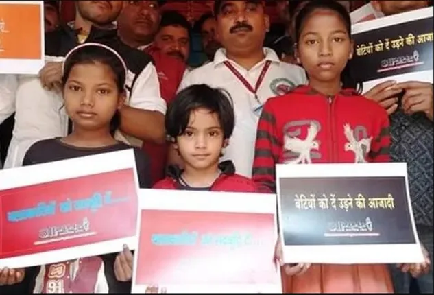 ଦୁଷ୍କର୍ମକାରୀଙ୍କ ପାଇଁ ଦେବୀ ଦ୍ୱାର ବନ୍ଦ : ଦୁଷ୍କର୍ମକାରୀଙ୍କ ପାଇଁ ବନ୍ଦ ହେଲା ଦେବୀ ମନ୍ଦିର ଦ୍ୱାର । ଚାରିଆଡେ ଲାଗିଲା ପୋଷ୍ଟର ।