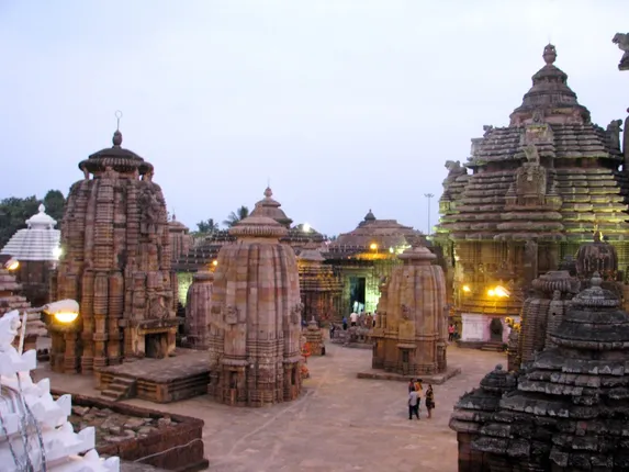 ଆସନ୍ତାକାଲି ବଡ଼ ଉଚ୍ଛେଦ : ଭଙ୍ଗା ହେବ ଜବରଦଖଲରେ ଥିବା ୨୨୫ ଦୋକାନ, ମନ୍ଦିର ନିକଟରୁ ହଟିବ ସବୁ ଜବରଦଖଲ