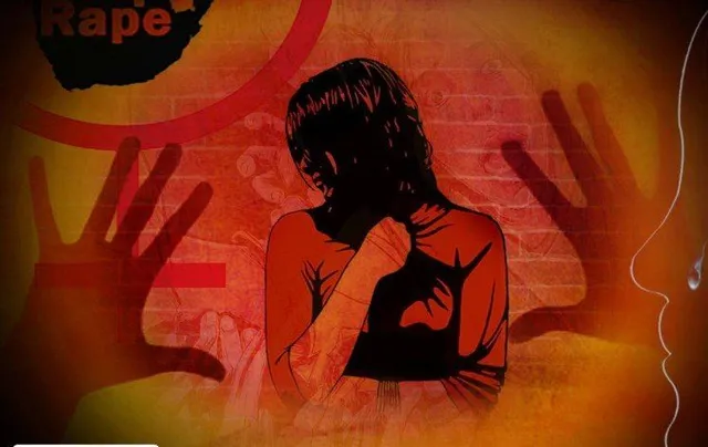 ହାଥରସ୍ ଗଣଦୁଷ୍କର୍ମ ମାମଲା: ଏସପି, ଡିଏସପି ଓ ଇନ୍ସପେକ୍ଟର ସମେତ ଅନେକ ପୋଲିସ୍ ଅଧିକାରୀ ନିଲମ୍ବିତ । ପ୍ରାଥମିକ ତଦନ୍ତ ରିପୋର୍ଟ ଆଧାରରେ କାର୍ଯ୍ୟାନୁଷ୍ଠାନ ନେଲେ ଯୋଗୀ ସରକାର । 