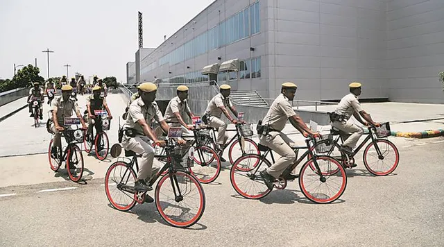 ପଇଁତରା ପାଇଁ ପୁଲିସର ନୂଆ ପ୍ରୟାସ । ପୋଲିସ୍ ଗାଡି ସହ ଏବେ ସାଇକେଲରେ ମଧ୍ୟ ପାଟ୍ରୋଲିଙ୍ଗ୍ କରିବ ଗୁରୁଗ୍ରାମ୍ ପୁଲିସ